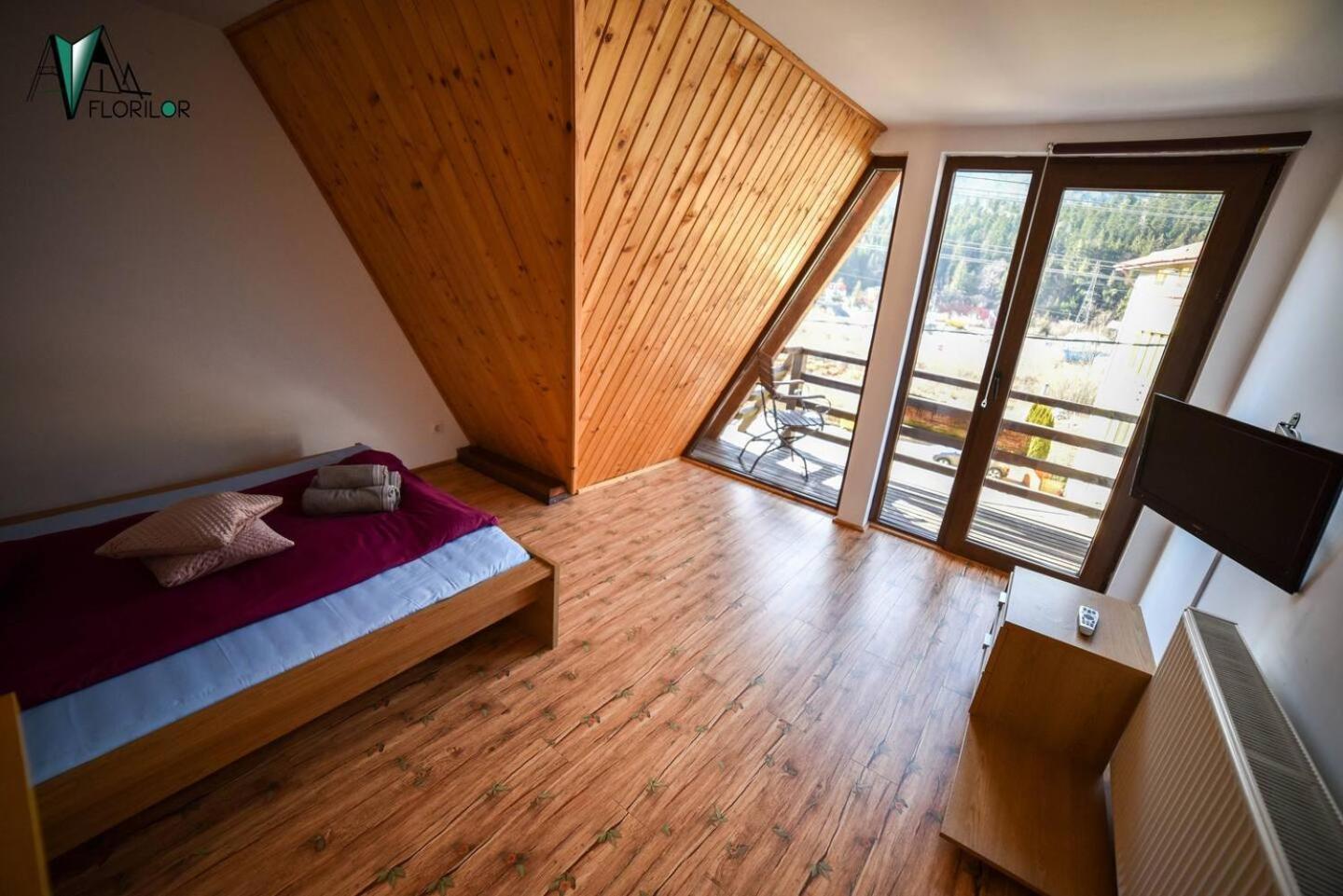 Vila Florilor Buşteni Exterior foto